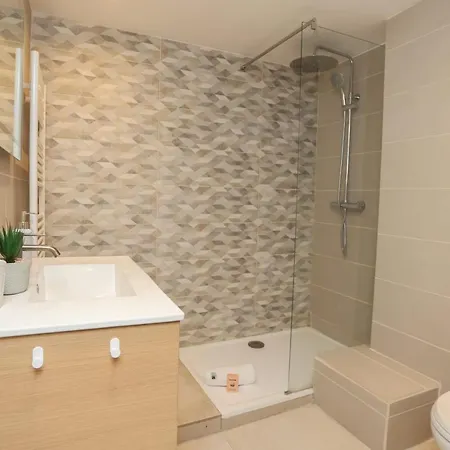 Immogroom - 10 Min From The Center - Renovated - And Cosy Apartment